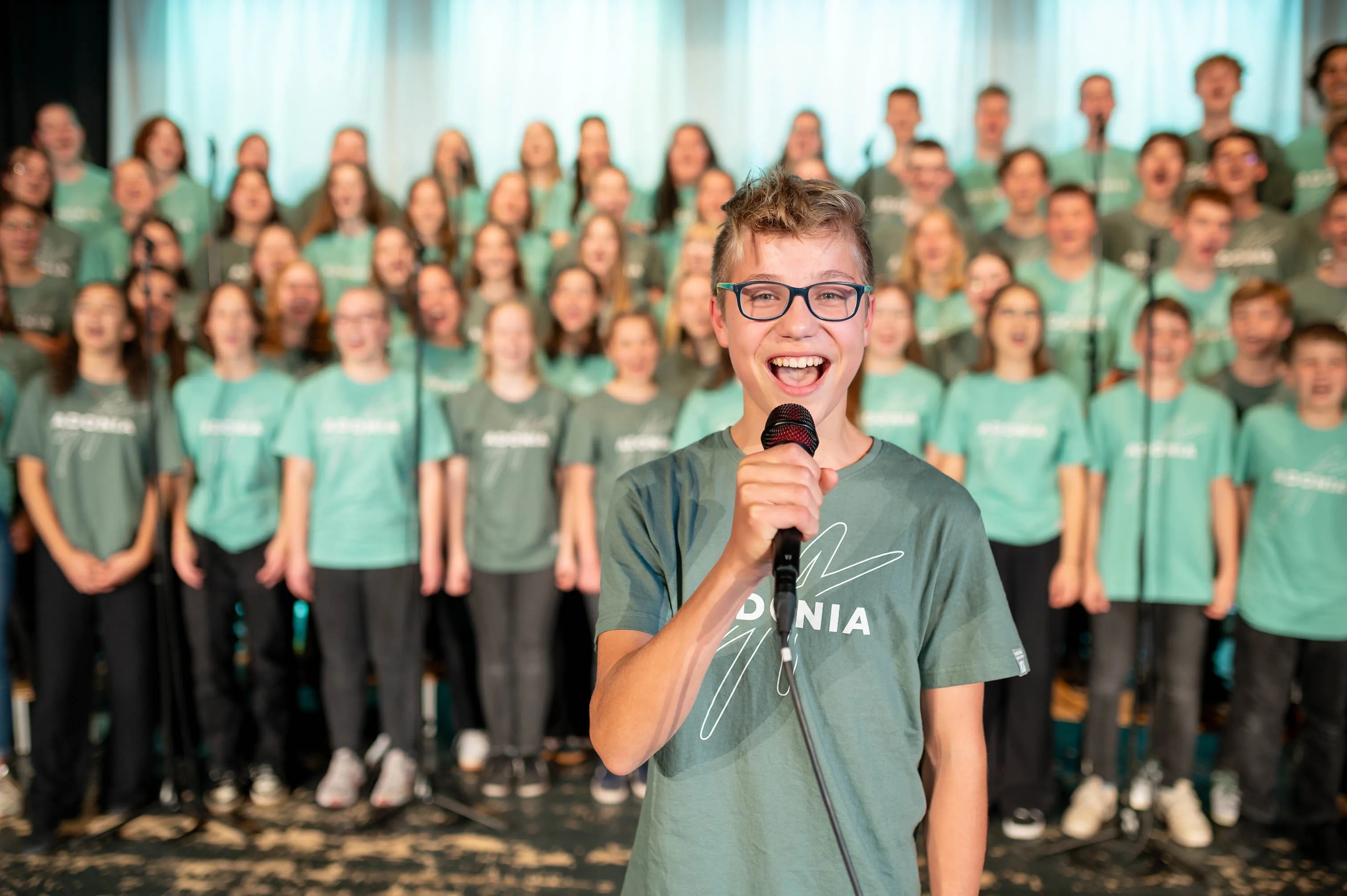 20241030_5450_Adonia_LQ